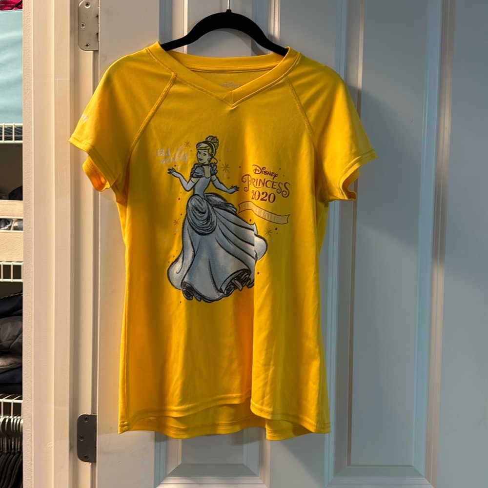 2020 run Disney half marathon tee shirt